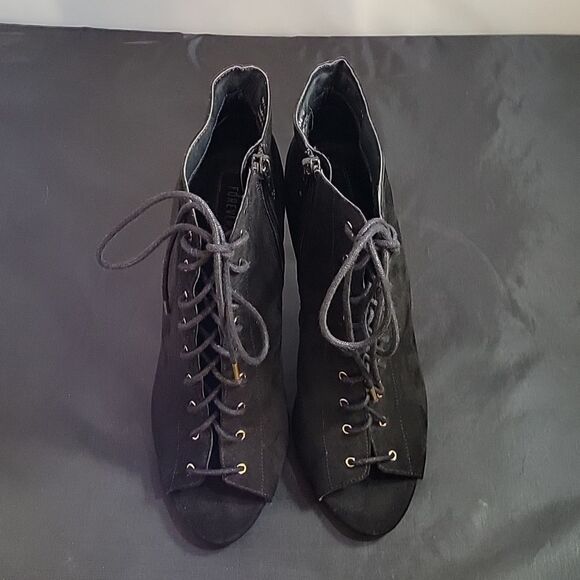 FOREVER 21 SUEDE LACE UP FRONT STILETTOS HEELED BOOTIE - Picture 2 of 13
